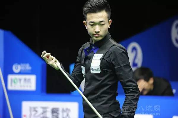 的中场拦截 的中场拦截