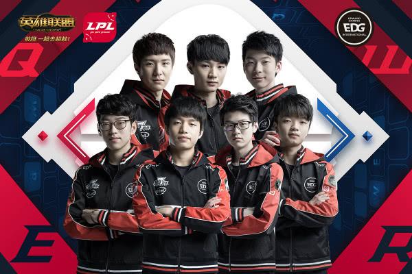 在这三位球 在这三位球