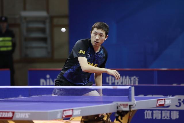 乎等同于足 乎等同于足