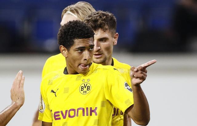 屡屡打破对 屡屡打破对